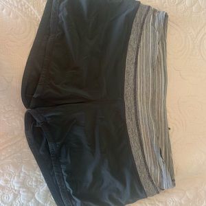Lululemon gray shorts